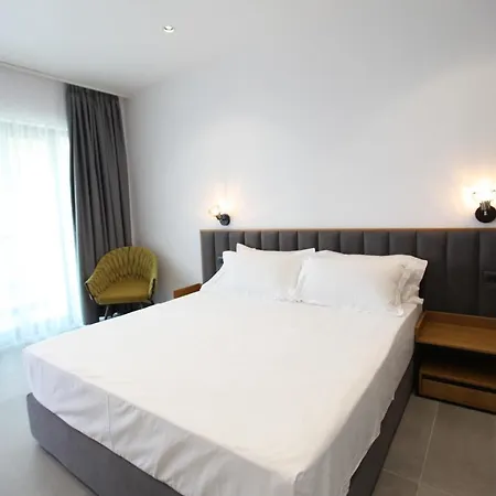 Vila D Boutique Hotel Porto Palermo