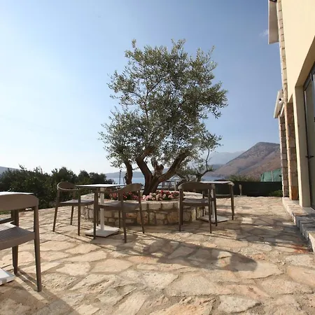 Vila D Boutique Hotel Porto Palermo