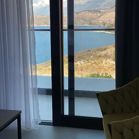 Vila D Boutique Qeparo